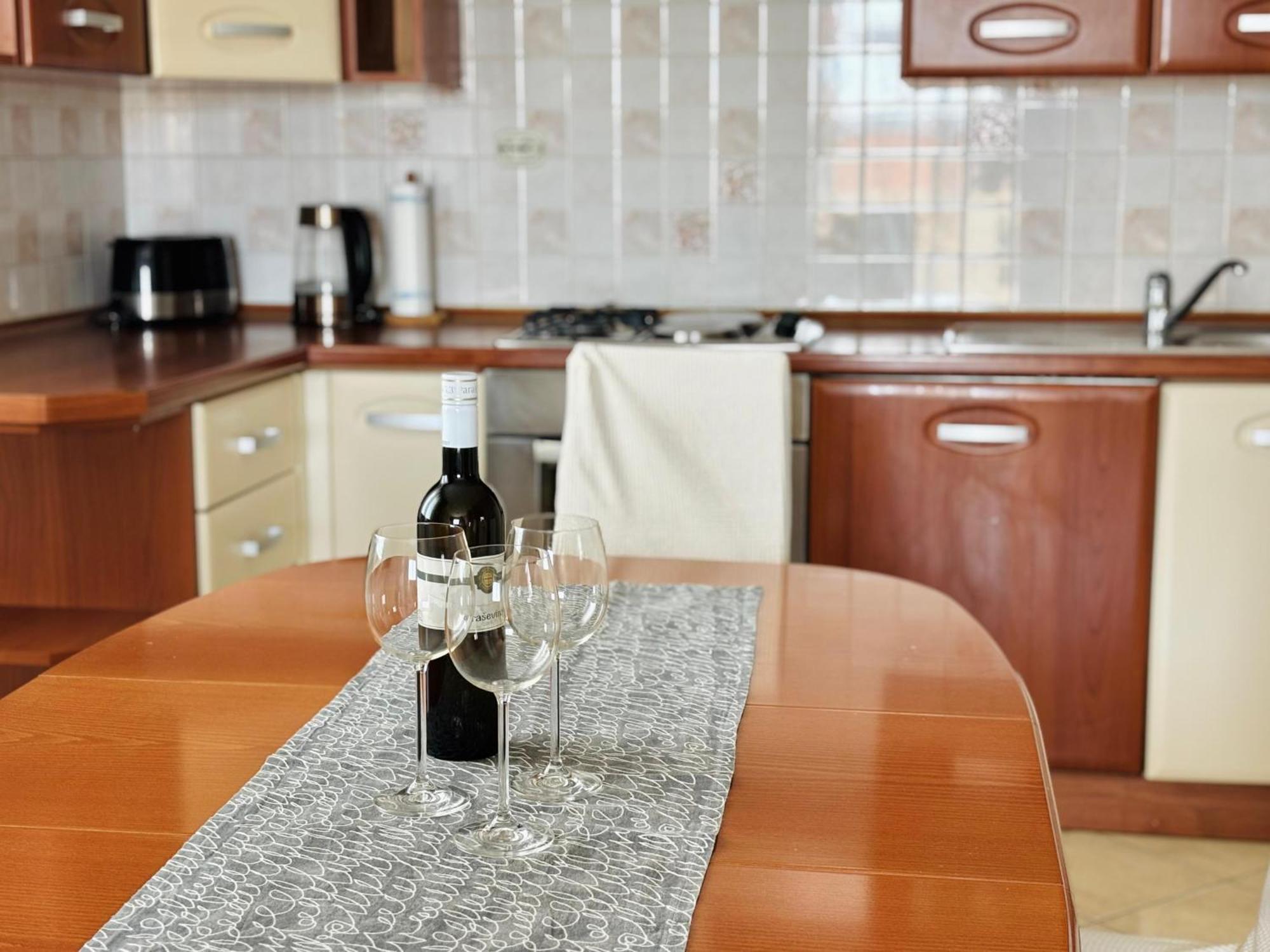 Apartment Marcella 1 Ljubac  Bagian luar foto